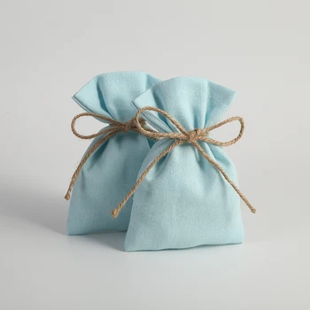 50pcs Синя памучна кофа за зебло Съхранение на бижута Малка чанта за сватбено тържество Candy Bag Организатор Персонализирана чанта за подаръци за опаковане на бижута