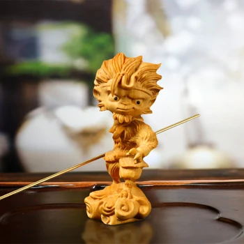 Чемшир дърворезба творчески дневник игра Qi Tian Great Sage дърворезба занаяти хол трябва да спечели Sun Wukong кола декорация статуя