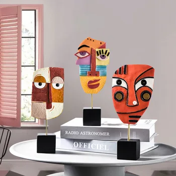 Creative Home Decoration Abstract Face Sculpture and Figurines European Type Living Room Decor Table Ornaments Resin Art Statues